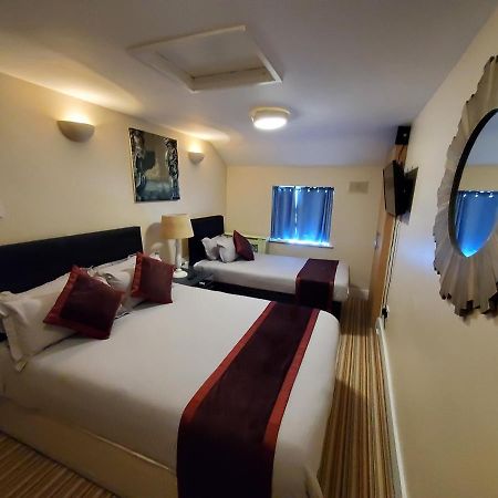 Kgt House Bed & Breakfast Дъблин Екстериор снимка