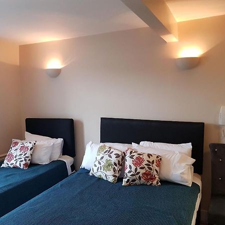 Kgt House Bed & Breakfast Дъблин Екстериор снимка