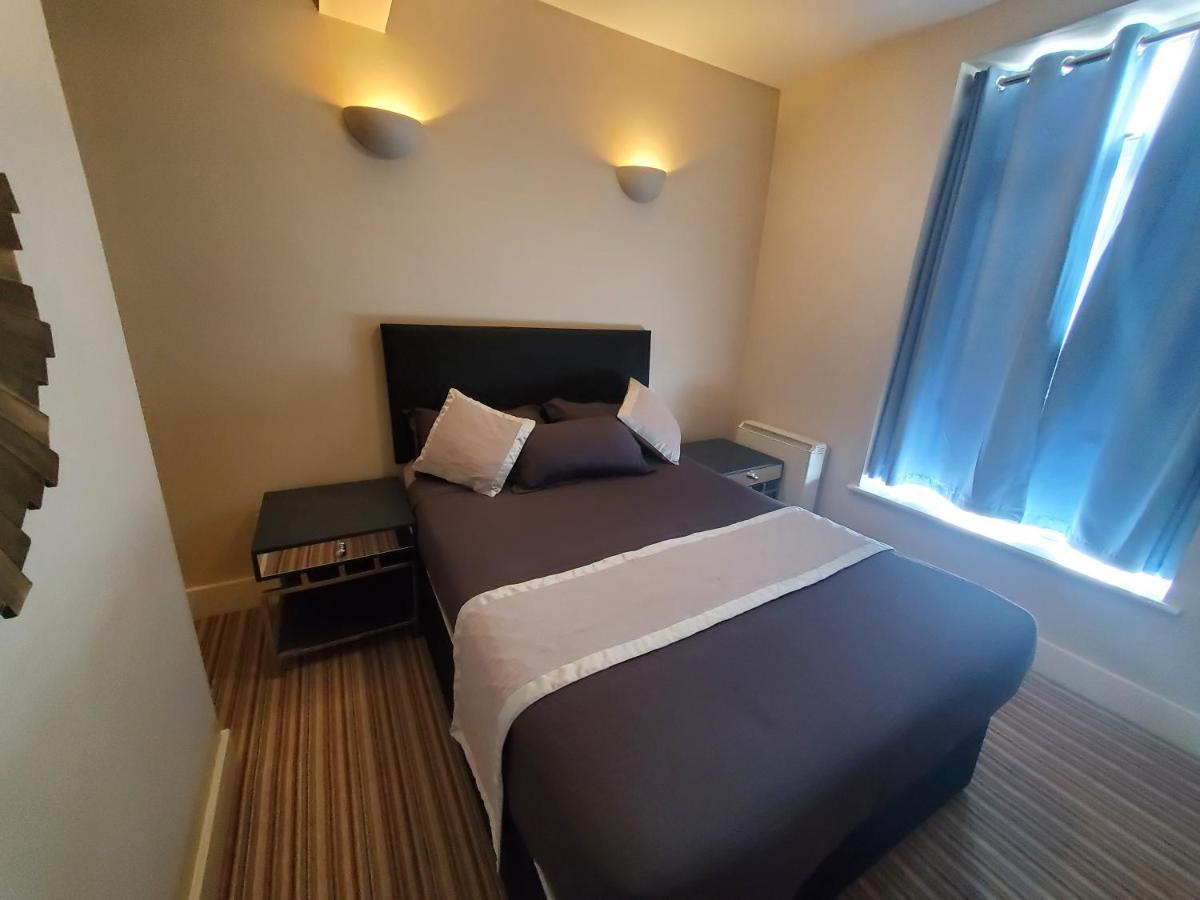 Kgt House Bed & Breakfast Дъблин Екстериор снимка